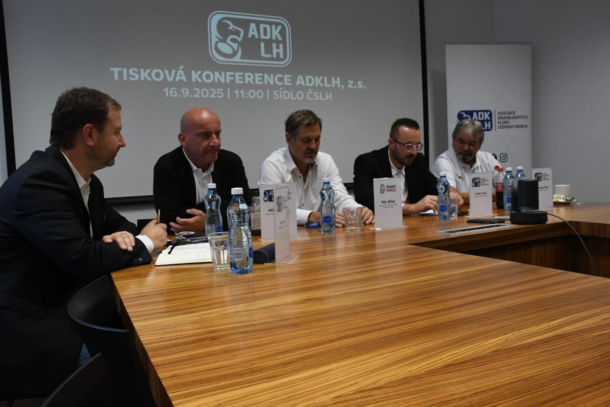 Druhá česká hokejová liga vstupuje do sezony s 28 týmy  i s dalším Utkáním hvězd