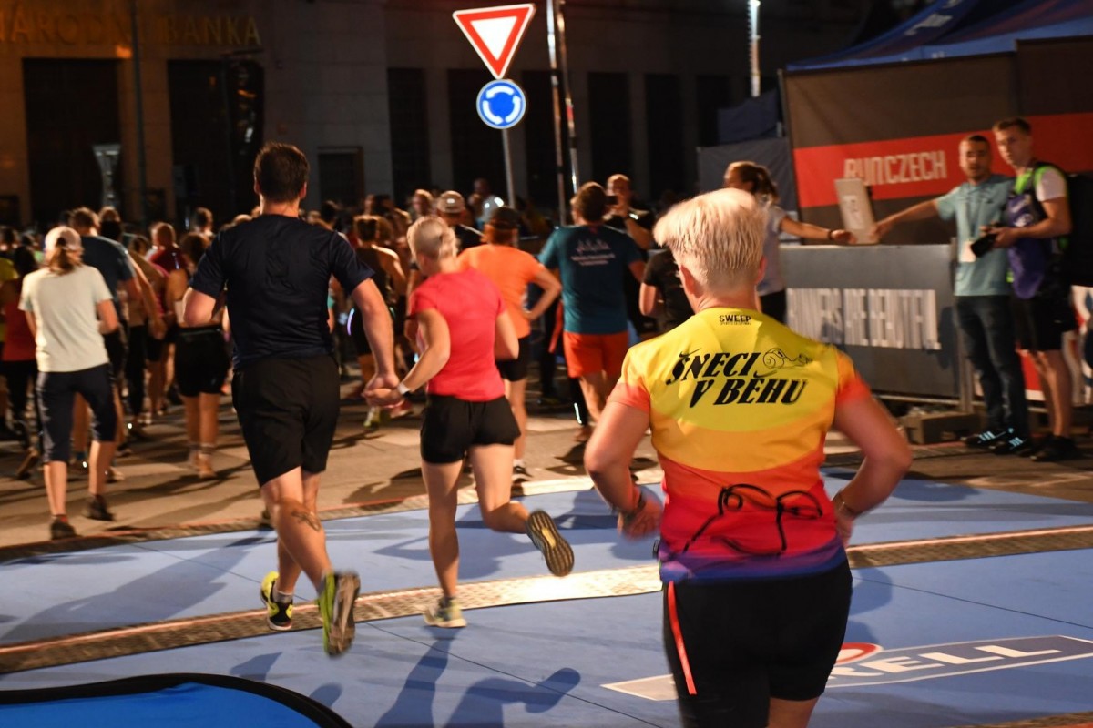 Senioři neznají, kdy půjdou do důchodu, ale sedmnáct ze sta z nich tuší, že budou sportovat Senioři neznají, kdy půjdou do důchodu, ale sedmnáct ze sta z nich tuší, že budou sportovat