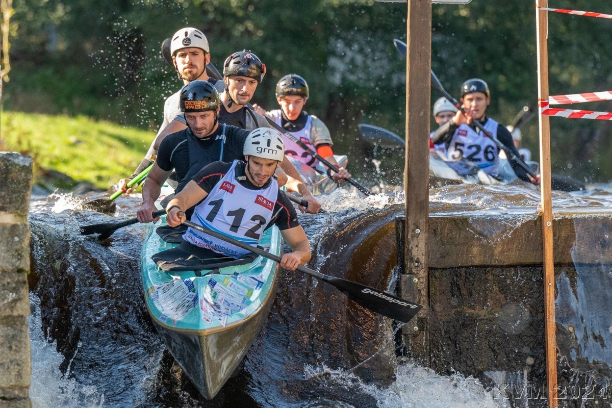 Kam 11. října 2025 za sportem? Na fotbal, lední hokej, basketbal, volejbal, házenou, dostihy