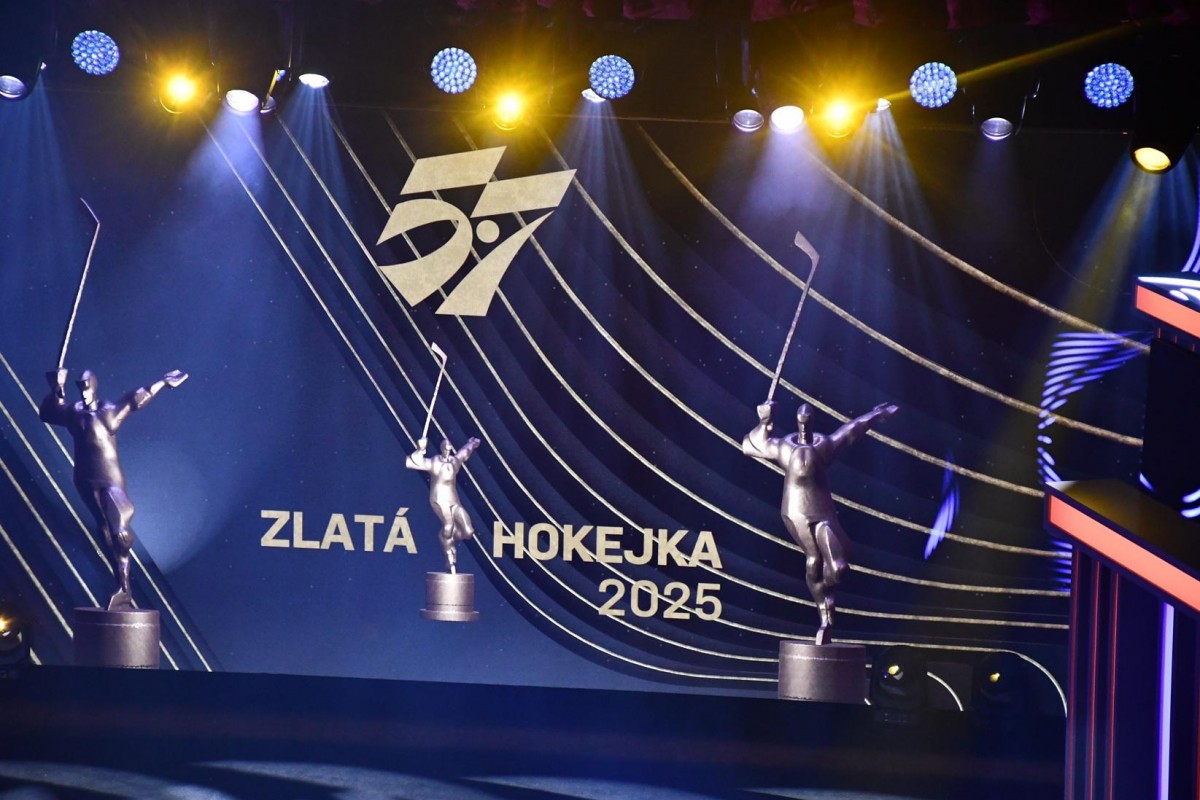 Anketa Zlatá hokejka 2025 zná svého vítěze Davida Pasterňáka Anketa Zlatá hokejka 2025 zná svého vítěze Davida Pasterňáka