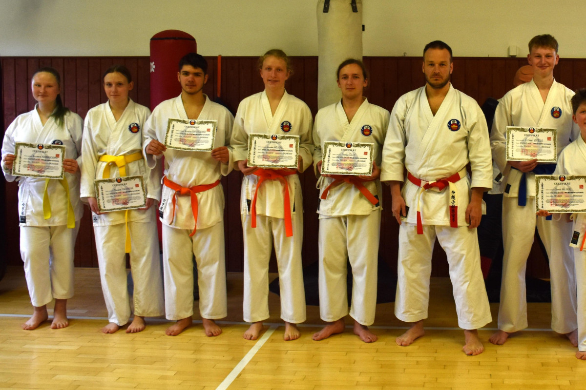 Jarní zkoušky na žákovské stupně ČFOKK Shorin-ryu Karate Jarní zkoušky na žákovské stupně ČFOKK Shorin-ryu Karate