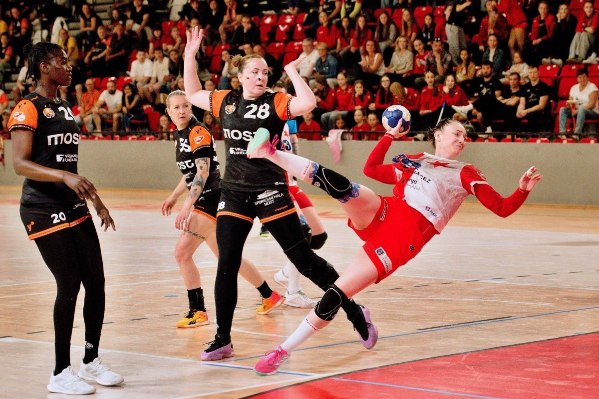 Mostecké házenkářky jsou mistryněmi Česka! Máme obrázky z duelu Slavia Praha – Most 33:36 Mostecké házenkářky jsou mistryněmi Česka! Máme obrázky z duelu Slavia Praha – Most 33:36