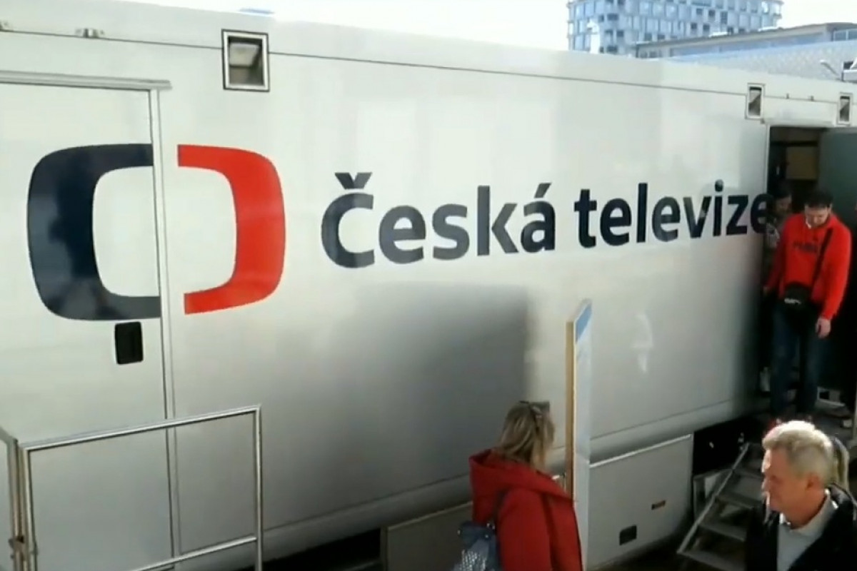 Nezaujatá ČT? Šik popsal, jak se „ohýbá realita" v zájmu mocných