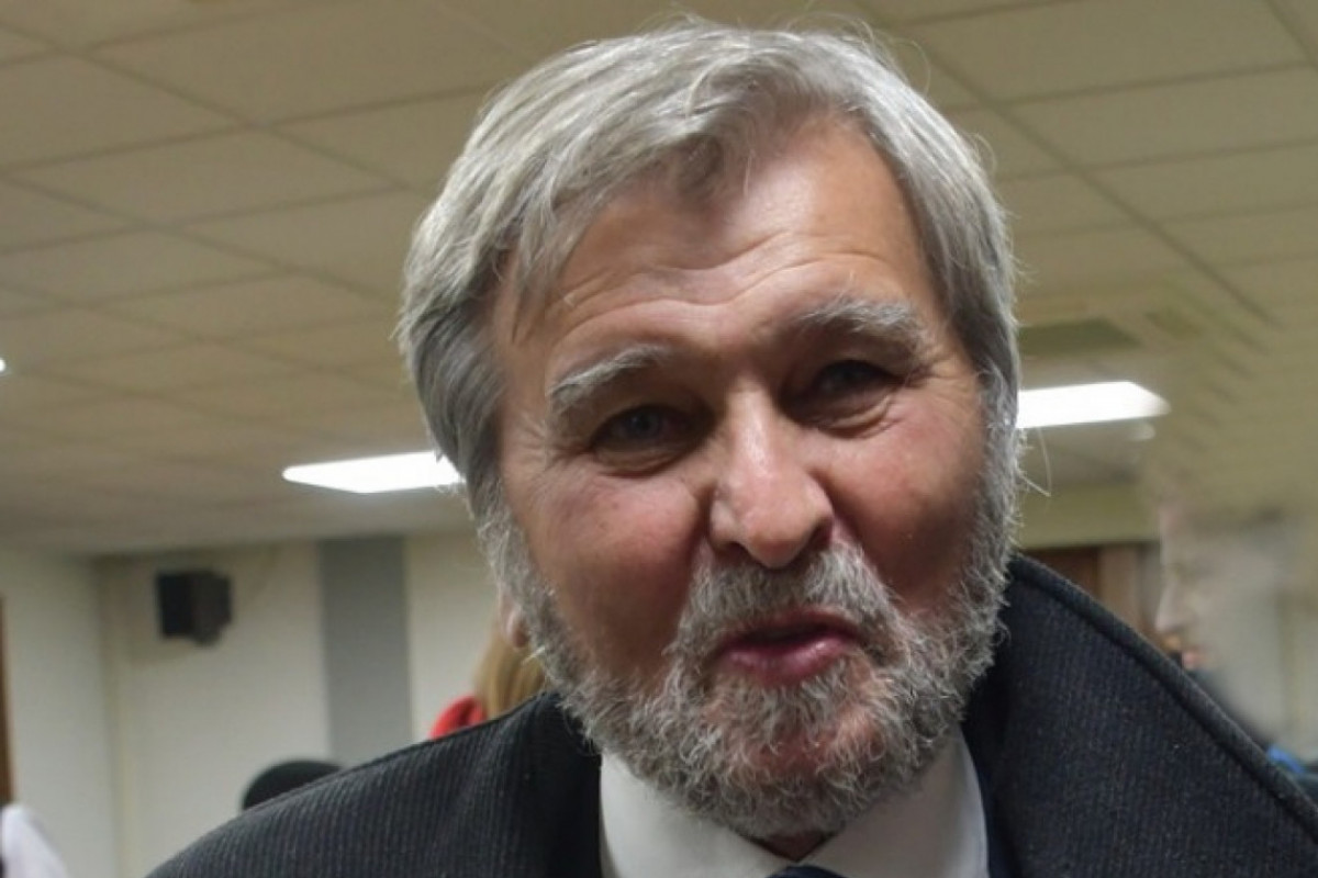 Nějakou dobu to vypadalo, že úpadek na nejvyšších akademických postech se odehrává výlučně v Brně…
